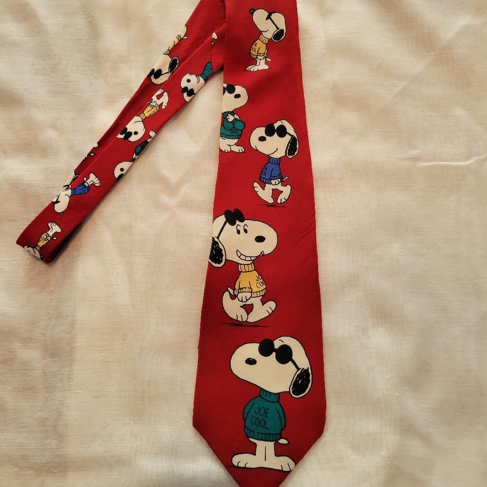 Snoppy Tie